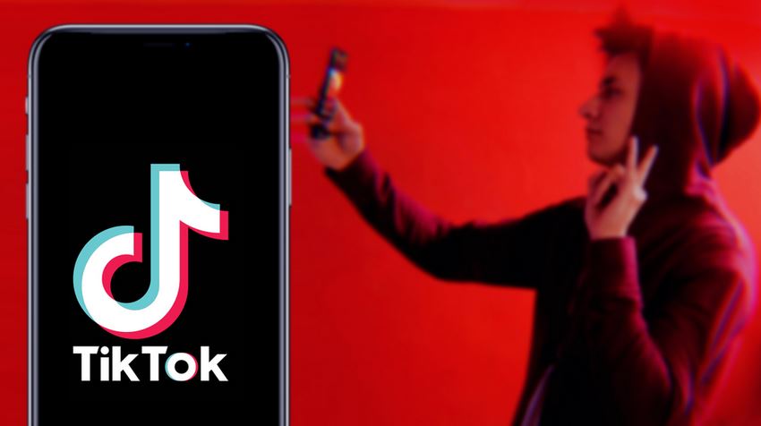 FLASH - TikTok promuove sesso, droga e alcol ai bambini 1